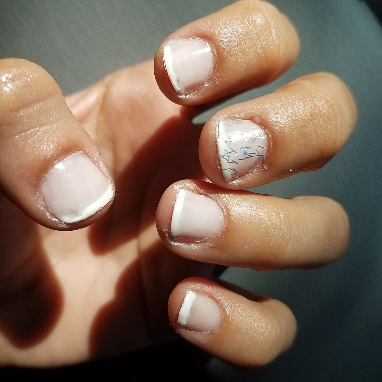 Detalle de manicura realizada en el centro de estética